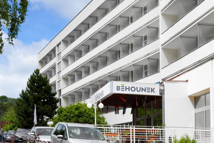 LLJ Behounek ext 3 037