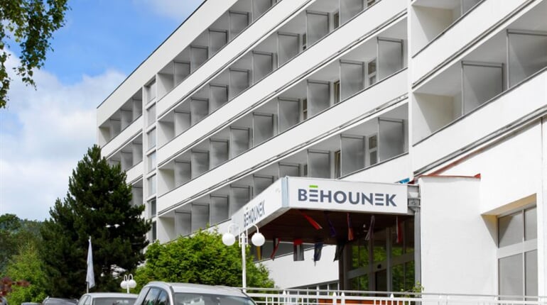 LLJ Behounek ext 3 037