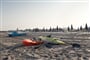 Vodní sporty na pláži, Arborea, Sardinie
