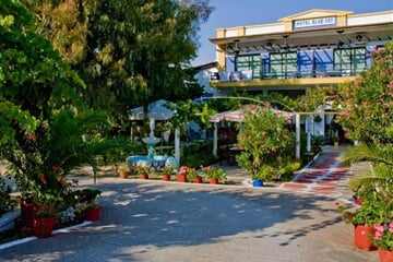 Kinira - Hotel Blue Bay Beach ***