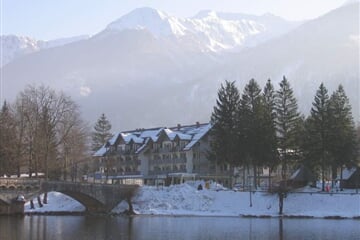 Bohinj - Ribčev Laz - Hotel Jezero, 3 x nocleh + 3 x skipas Vogel