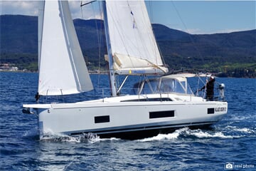 Oceanis 46.1 - Emma - Water maker, Solar Panel