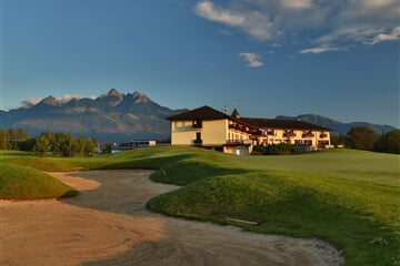 Slovensko - Velká Lomnica - golf pobyt s wellness