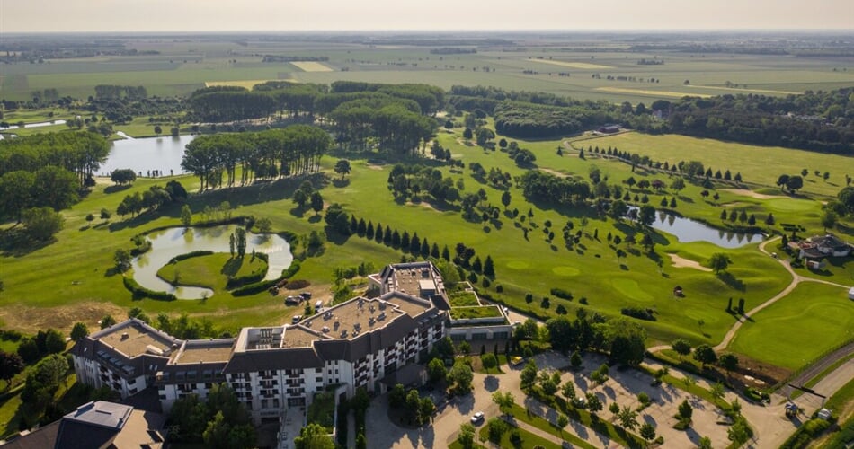 golf greenfield hotel