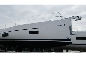 Plachetnice Bavaria C45 - ONE