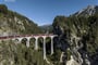 Bernina Express auf dem Landwasserviadukt