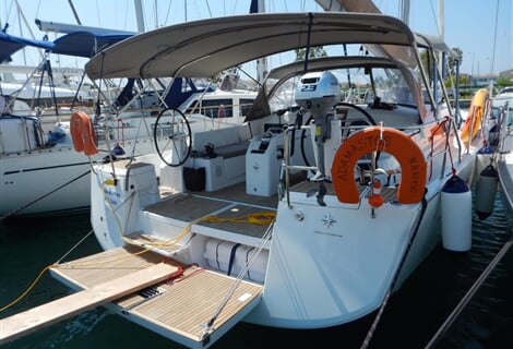 Plachetnice Sun Odyssey 490 - Adamastos