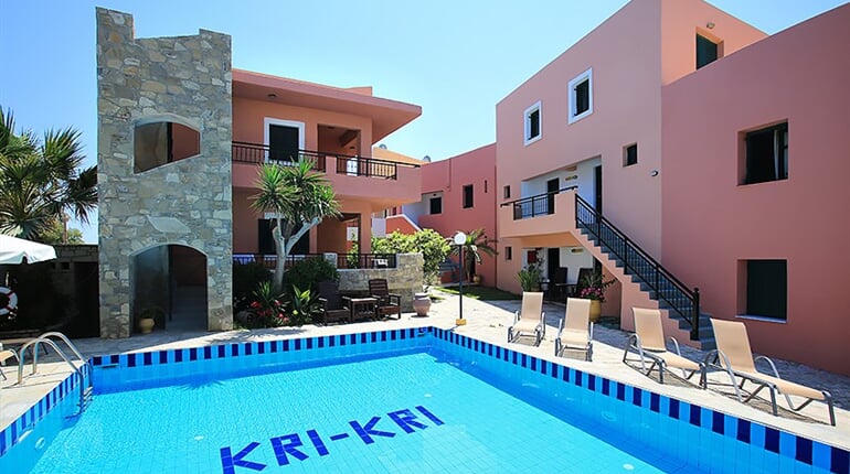 Aparthotel Kri Kri Village: fotografie vybavení exteriérů a interiérů ubytování.