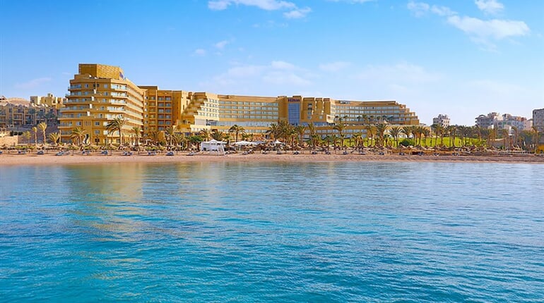 Hotel Hilton Hurghada Plaza: fotografie vybavení exteriérů a interiérů ubytování.