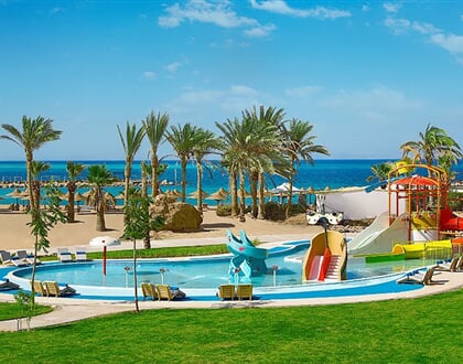 Hilton-Plaza-4