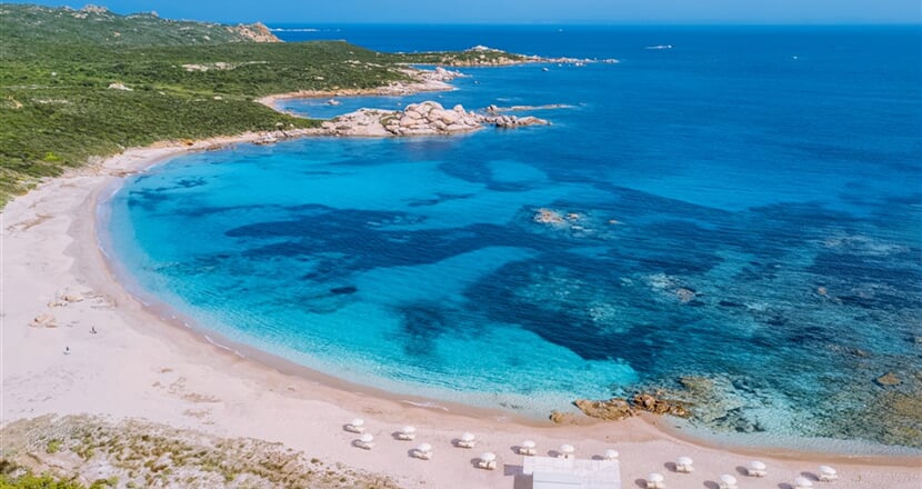 Pláž La Licciola, Santa Teresa di Gallura, Sardinie