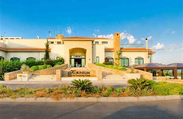 Kypr - Korineum Golf and Beach Resort*****