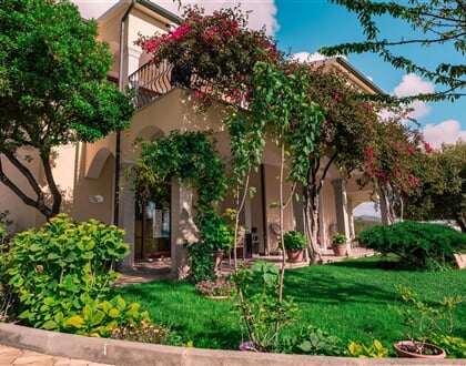 Zahrada, Badesi, Sardinie