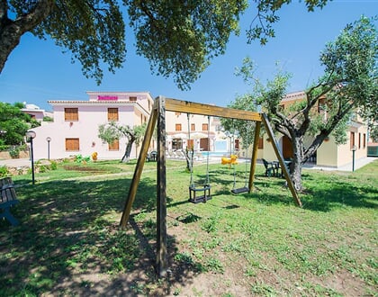 Dětské hřiště, Sos Alinos, Sardinie