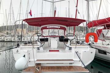 Plachetnice Oceanis 46.1 - RED