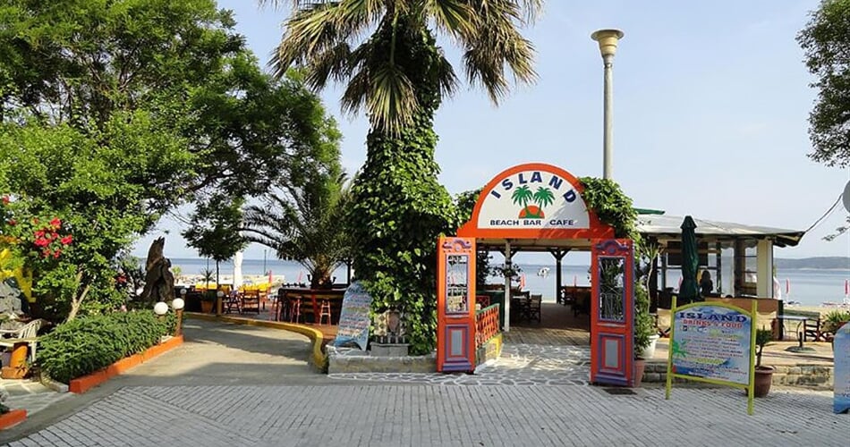 Apartmánový dům Captain's Beach Boutique: fotografie vybavení exteriérů a interiérů ubytování.