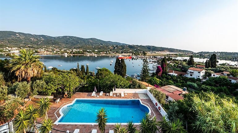 Hotel Anamar Skiathos: fotografie vybavení exteriérů a interiérů ubytování.