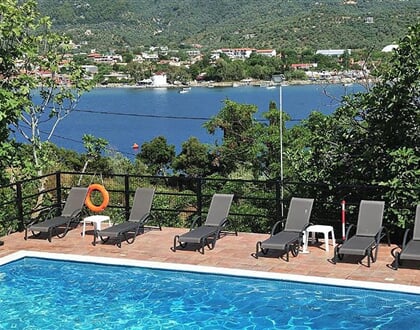 Hotel Anamar Skiathos: fotografie vybavení exteriérů a interiérů ubytování.