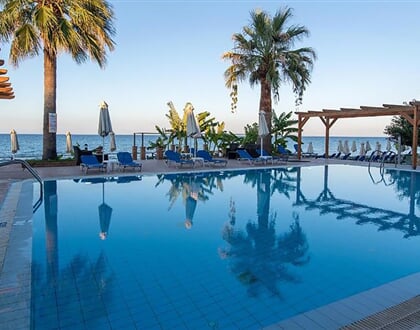 Belussi-Beach-Hotel-6