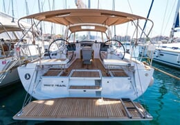 Plachetnice Oceanis 41.1 - White Pearl