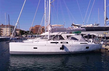 Hanse 458 - Bea - Water maker, Solar Panel