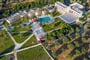 Hotel Olive Garden: fotografie vybavení exteriérů a interiérů ubytování.