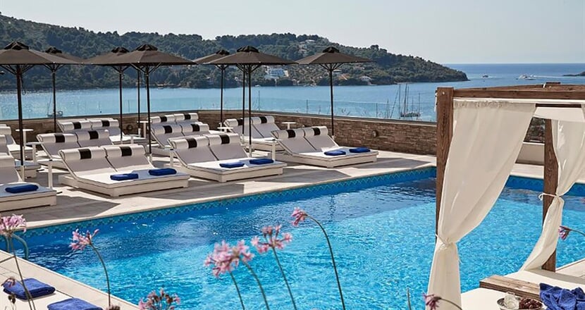 Aparthotel Skiathos Living: fotografie vybavení exteriérů a interiérů ubytování.