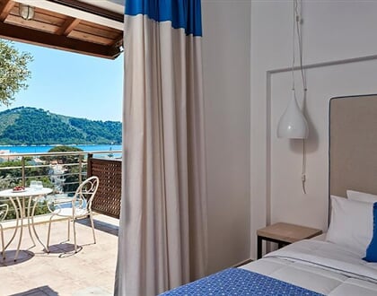 Aparthotel Skiathos Living: fotografie vybavení exteriérů a interiérů ubytování.