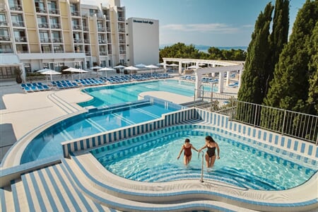 Tučepi - Bluesun Hotel Alga - 7 nocí autobusem