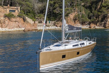 Plachetnice Hanse 418 - VRONTIS