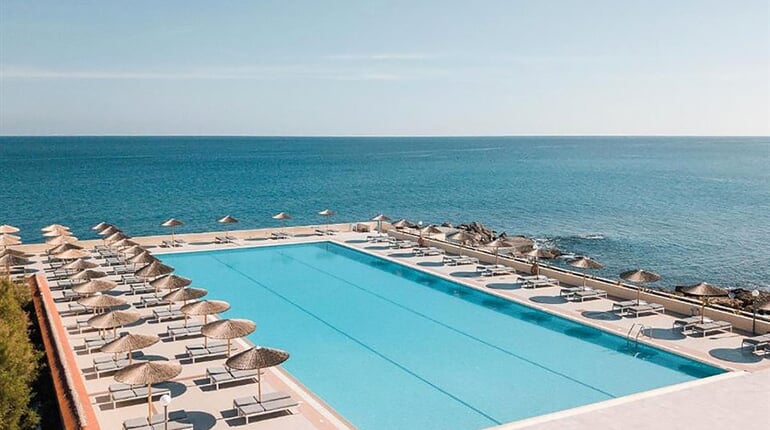 Hotel Eden Roc Resort: fotografie vybavení exteriérů a interiérů ubytování.