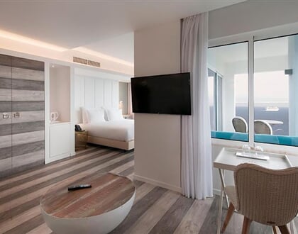 Aparthotel Alto Lido: fotografie vybavení exteriérů a interiérů ubytování.