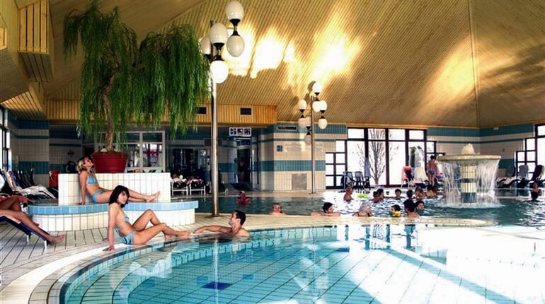 si banovci bazeny 721 008