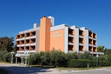 Biograd na Moru - Albamaris hotel ***