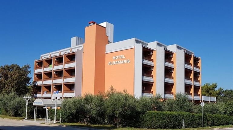 Albamaris hotel - Biograd na Moru - 101 CK Zemek - Chorvatsko