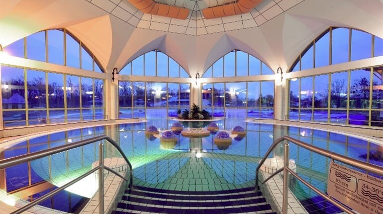 Maďarsko - termální lázně Sarvár