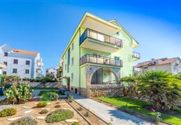 Novalja - Apolonija apartmány ***
