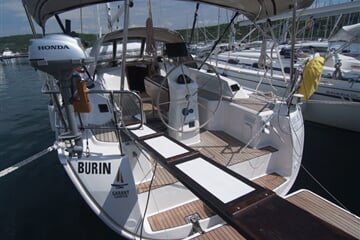 Plachetnice Bavaria Cruiser 33 - BURIN