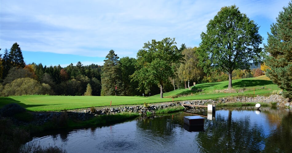 golf cesky krumlov svachovka 9
