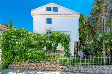 Novalja - Goga apartmány ***