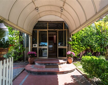 Hotel Ambasciatori    Marina Di Pietrasanta 24 (2)