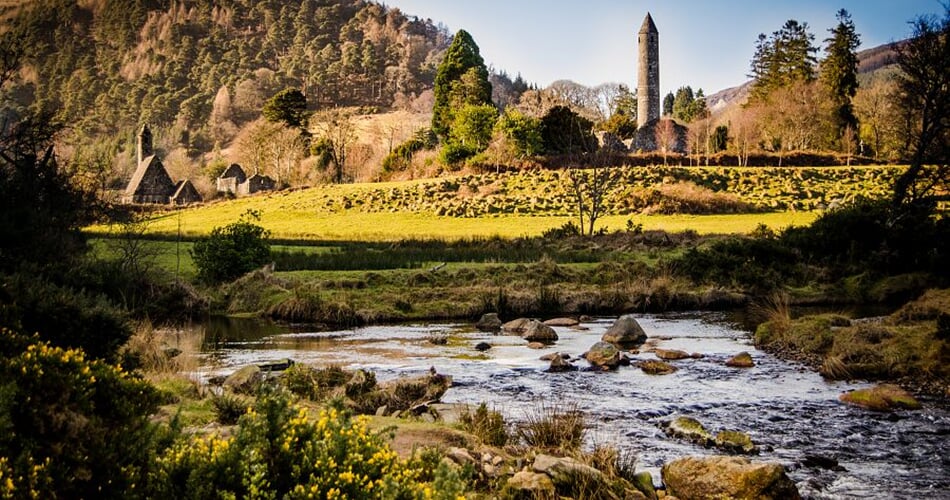 Foto - To nejlepší z Dublinu + GLENDALOUGH + POWERSCOURT (letecky z Prahy)