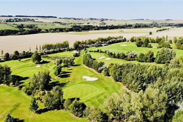 Hořehledy - golfová romantika pod Brdy
