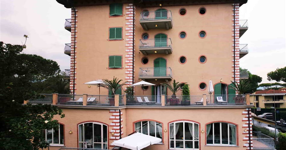 Hotel La Pigna    Marina Di Pietrasanta (4)