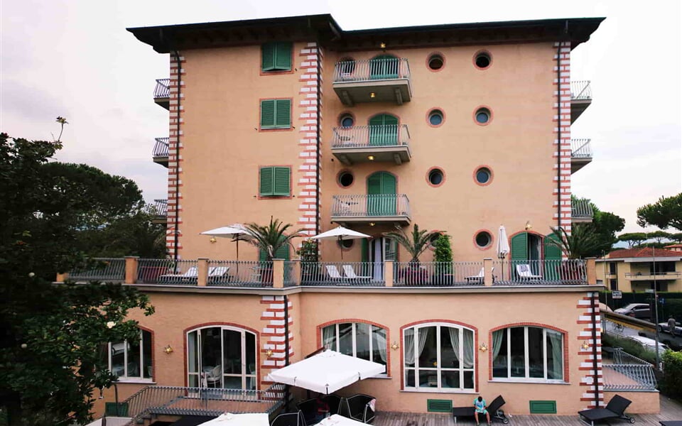 Hotel La Pigna    Marina Di Pietrasanta (4)