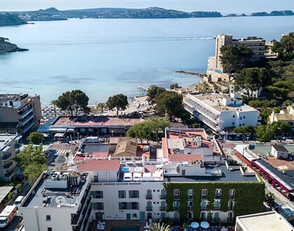 Hotel Venecia Paguera: fotografie vybavení exteriérů a interiérů ubytování.