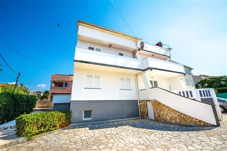 Novalja - Nelica apartmány ***