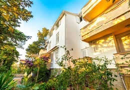 Novalja - Perica apartmány ***