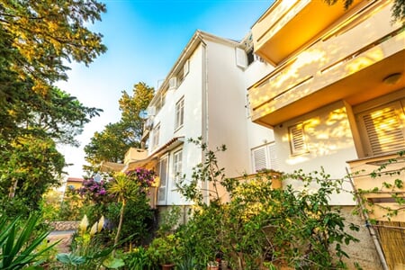 Novalja - Perica apartmány ***