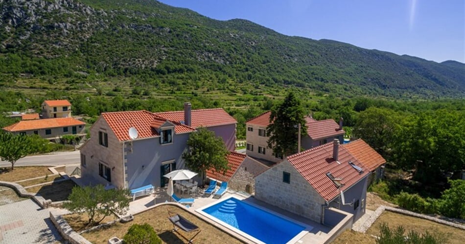 Roglić vila - Župa (Biokovo pohoří) - 101 CK Zemek - Chorvatsko